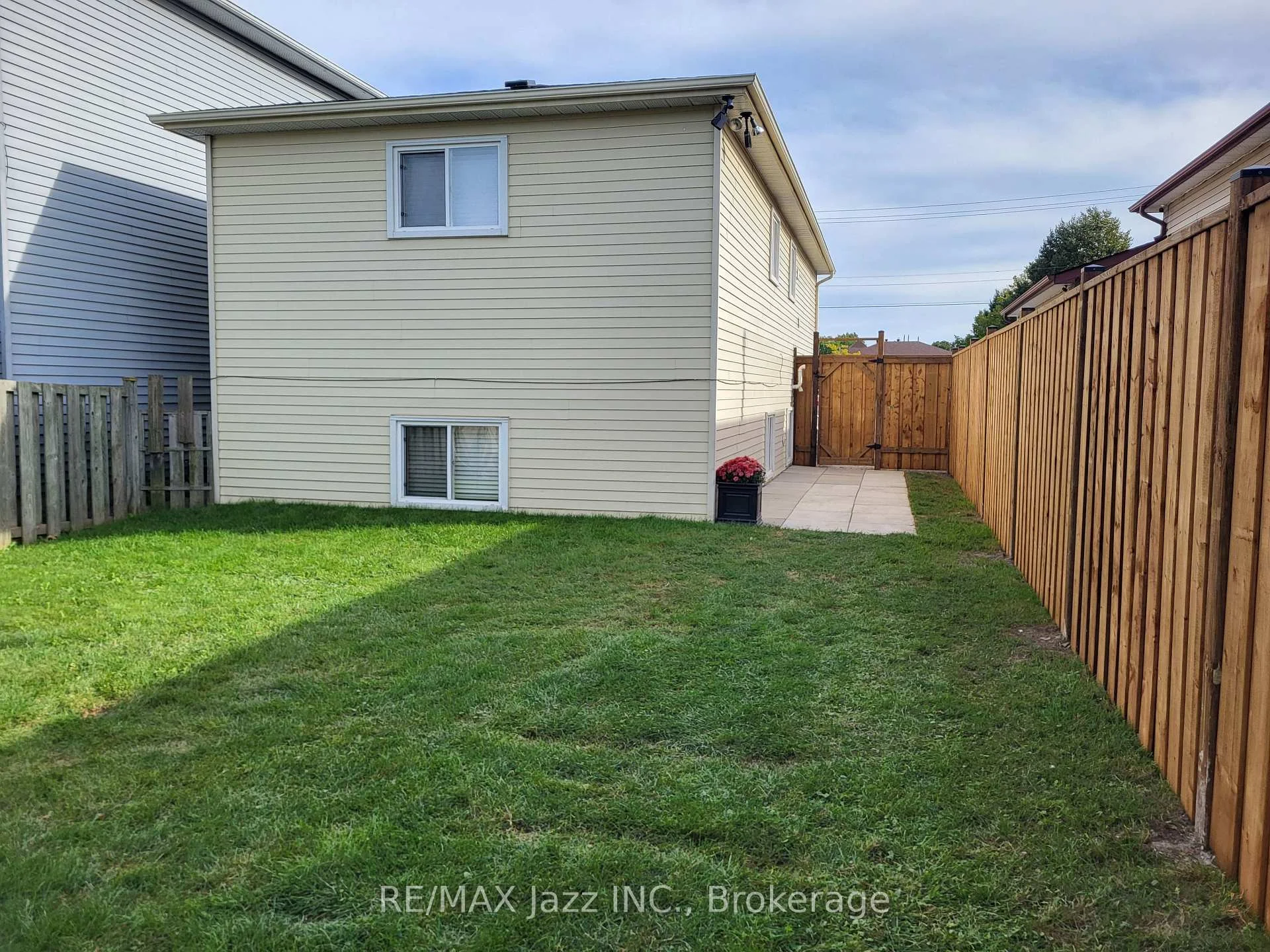 Photo 80 of 260 Lakeview Park Avenue, Oshawa, Lakeview — HOMEH