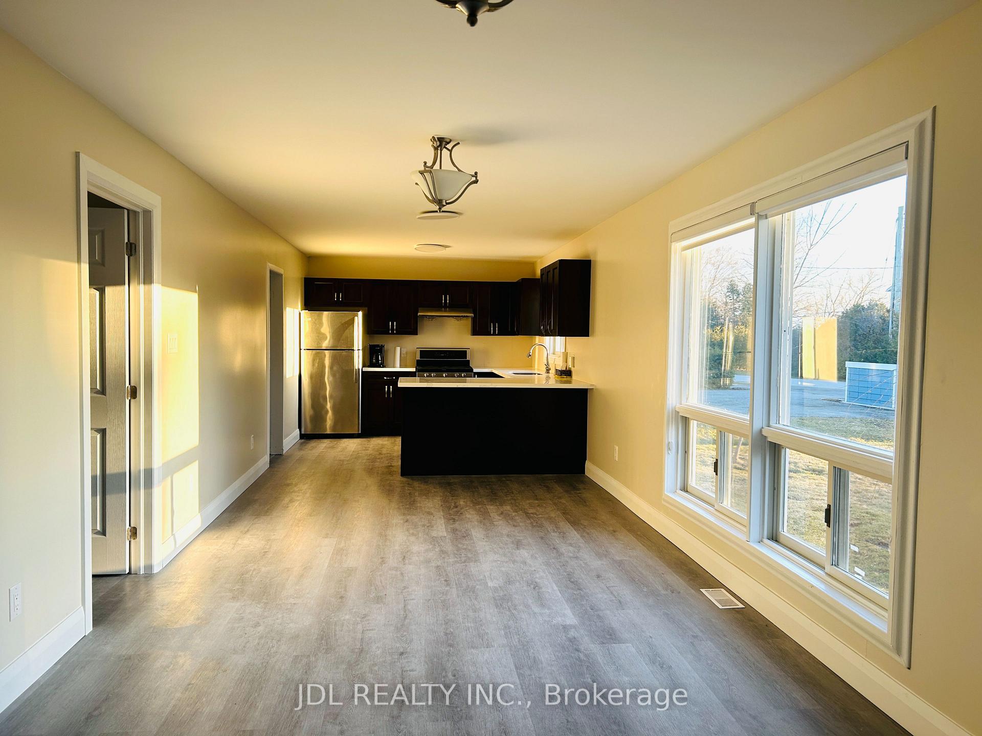 Photo 8 of Unit Unit 2, 83 Cooks Bay Drive, Georgina, Keswick North — HOMEH