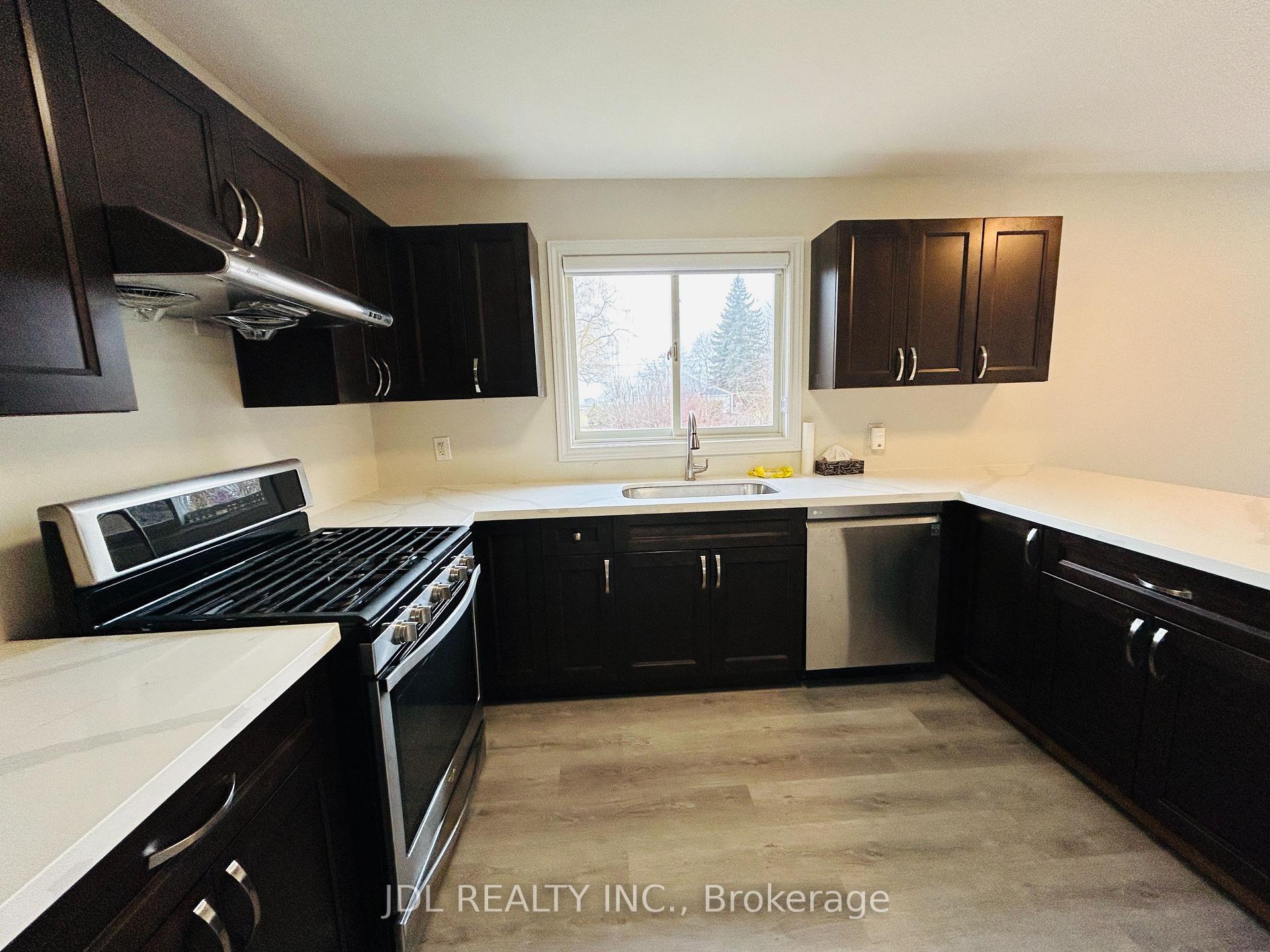 Photo 11 of Unit Unit 2, 83 Cooks Bay Drive, Georgina, Keswick North — HOMEH