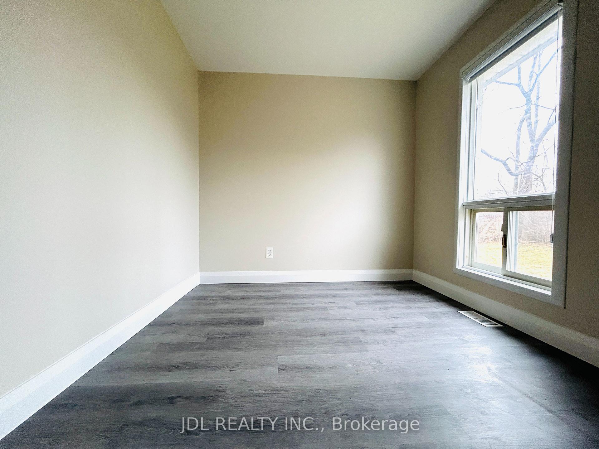 Photo 16 of Unit Unit 2, 83 Cooks Bay Drive, Georgina, Keswick North — HOMEH