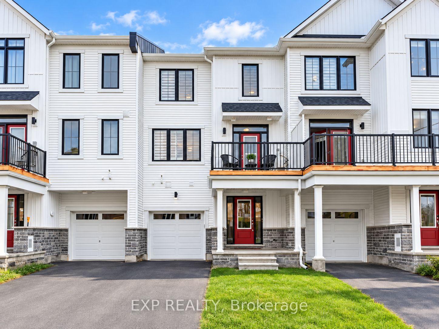 Photo 1 of 51 Stitch Mews, Ottawa, Goulbourn Twp From Franktown Rd/South To Rideau — HOMEH