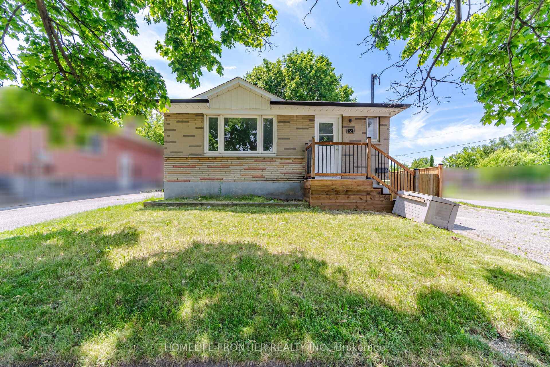 Photo 1 of 651 Olive Avenue, Oshawa, Donevan — HOMEH