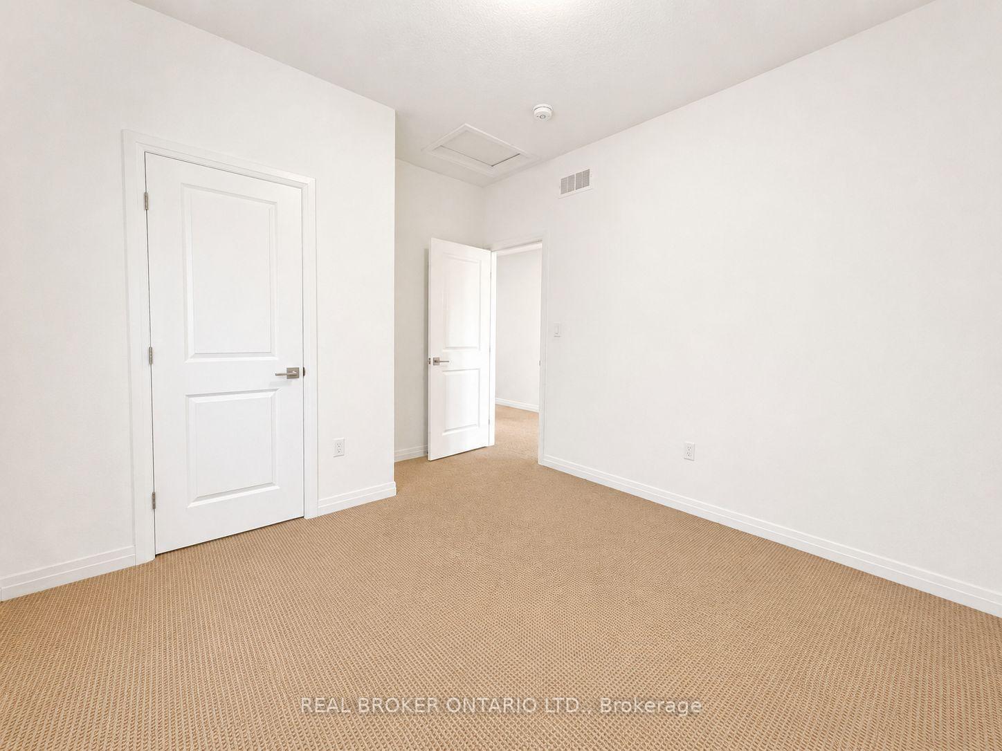 Photo 19 of 122 Greenwich Avenue, Hamilton, Stoney Creek Mountain — HOMEH