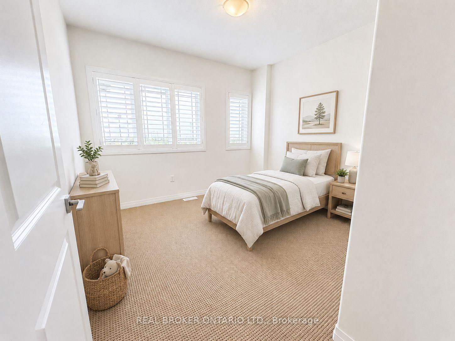 Photo 24 of 122 Greenwich Avenue, Hamilton, Stoney Creek Mountain — HOMEH
