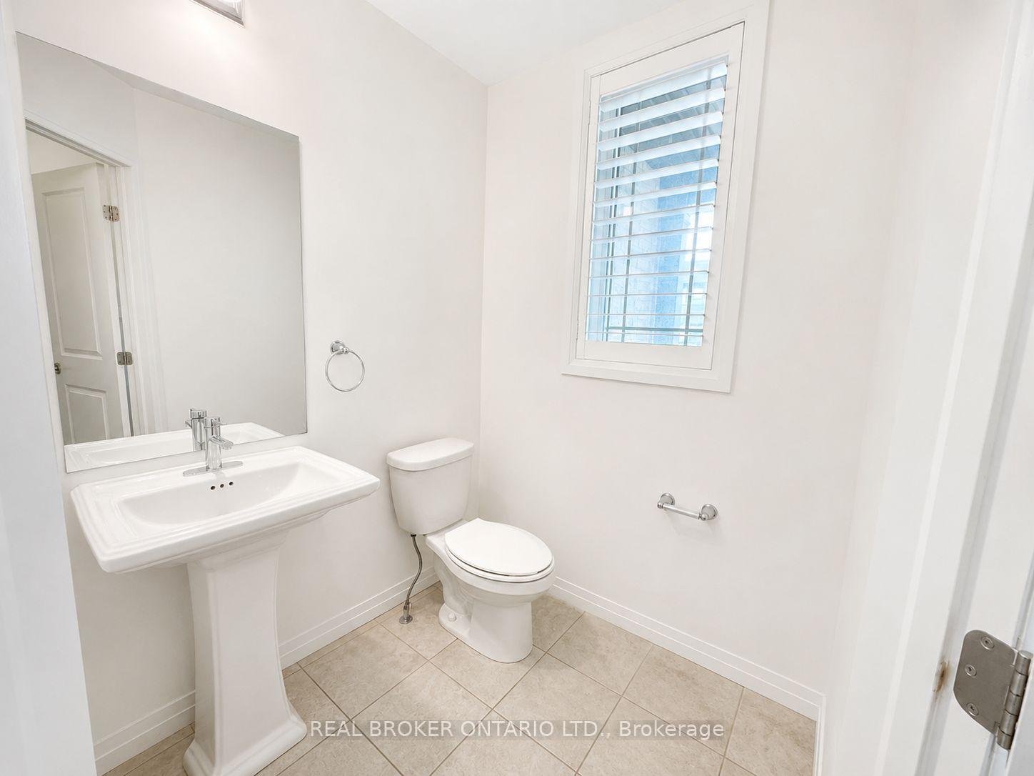 Photo 32 of 122 Greenwich Avenue, Hamilton, Stoney Creek Mountain — HOMEH