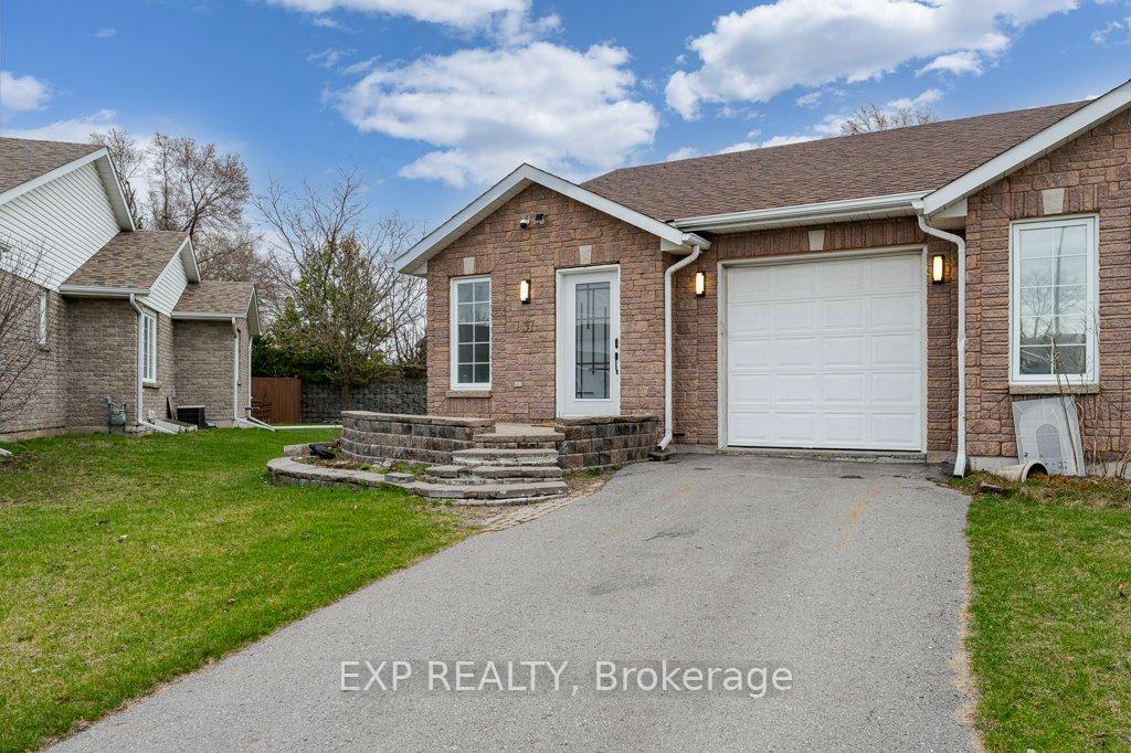 Photo 3 of 37 Alder Court, Belleville, Belleville Ward — HOMEH