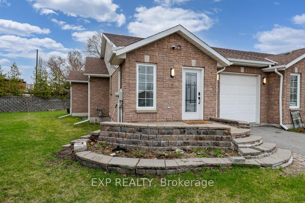 Photo 4 of 37 Alder Court, Belleville, Belleville Ward — HOMEH
