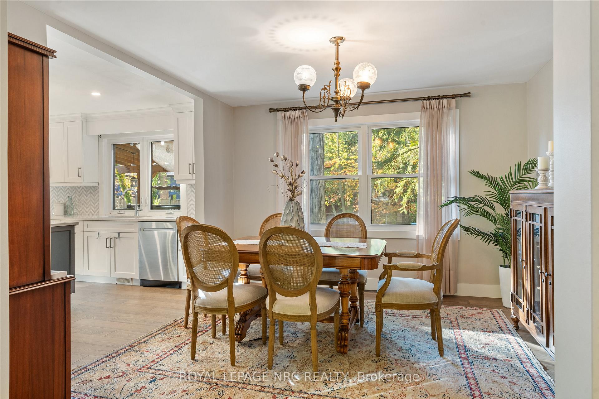 Photo 8 of 16 Briarfield Crescent, St. Catharines, Glendale/Glenridge — HOMEH