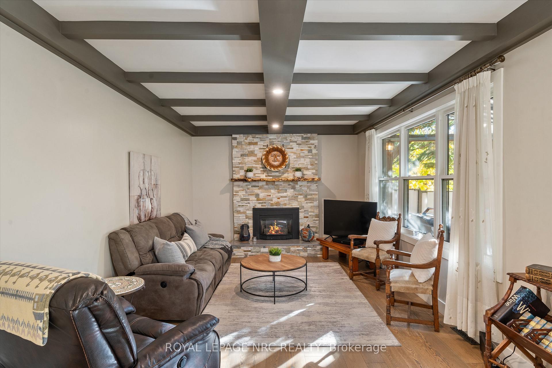 Photo 15 of 16 Briarfield Crescent, St. Catharines, Glendale/Glenridge — HOMEH