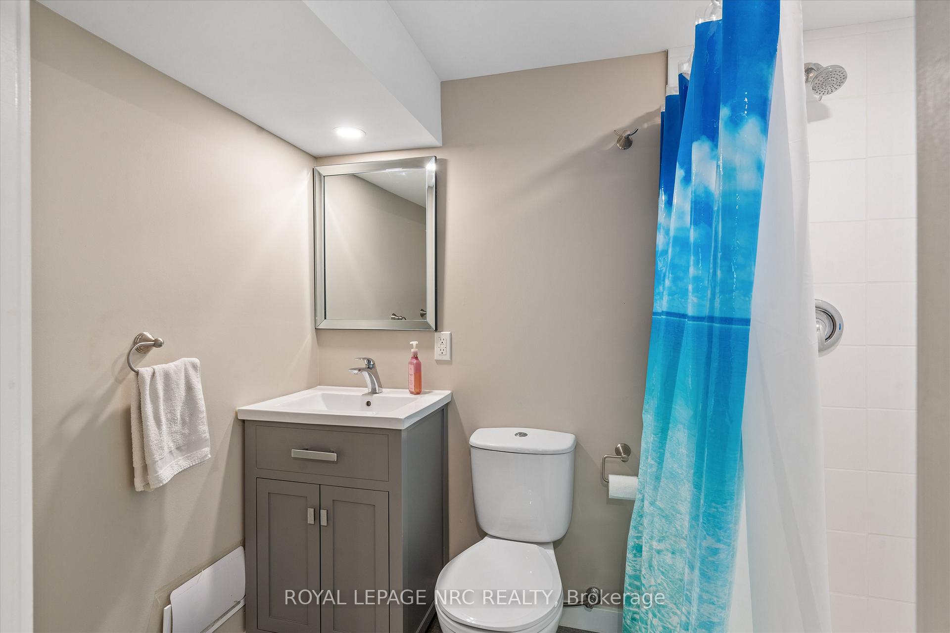 Photo 32 of 16 Briarfield Crescent, St. Catharines, Glendale/Glenridge — HOMEH