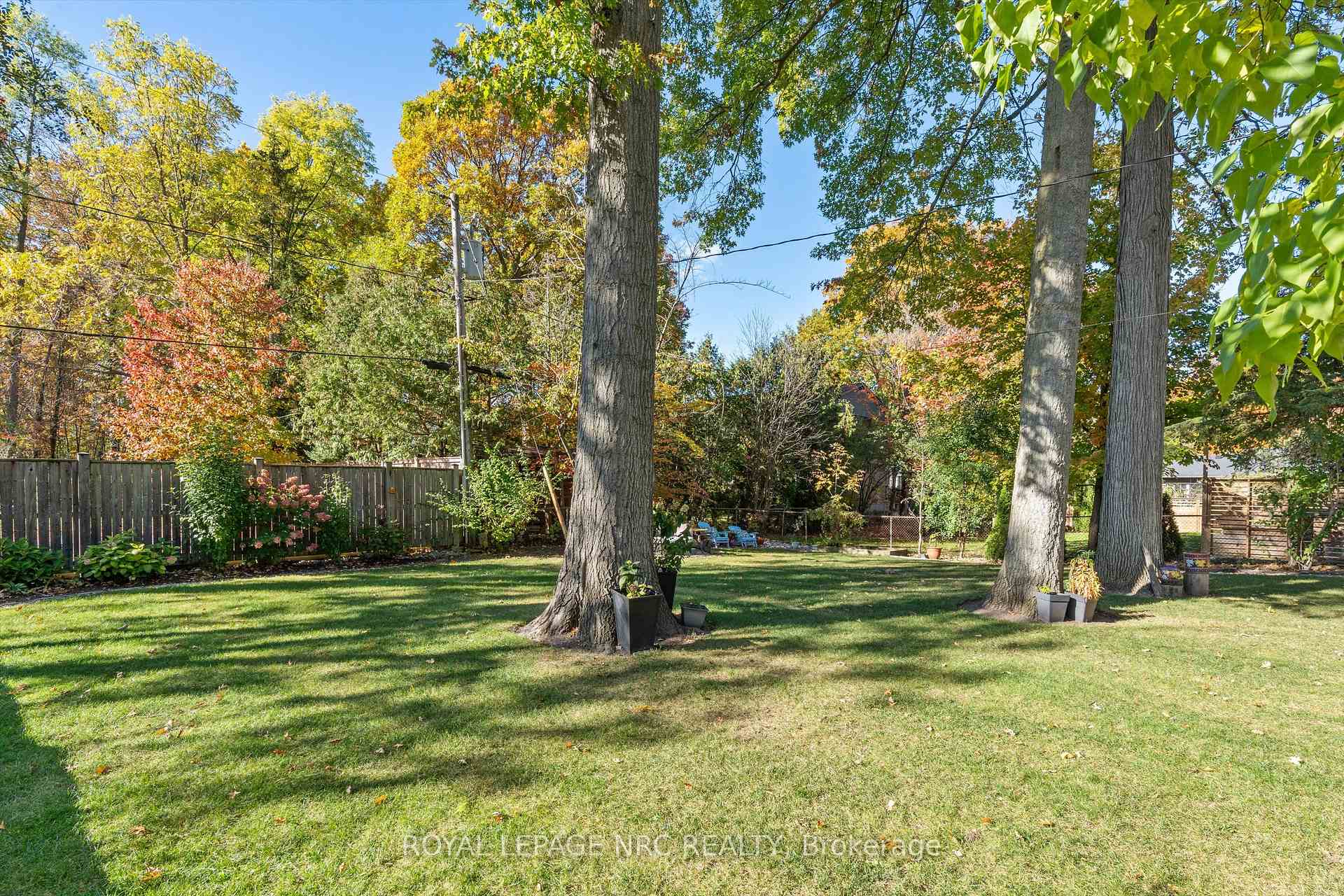Photo 39 of 16 Briarfield Crescent, St. Catharines, Glendale/Glenridge — HOMEH