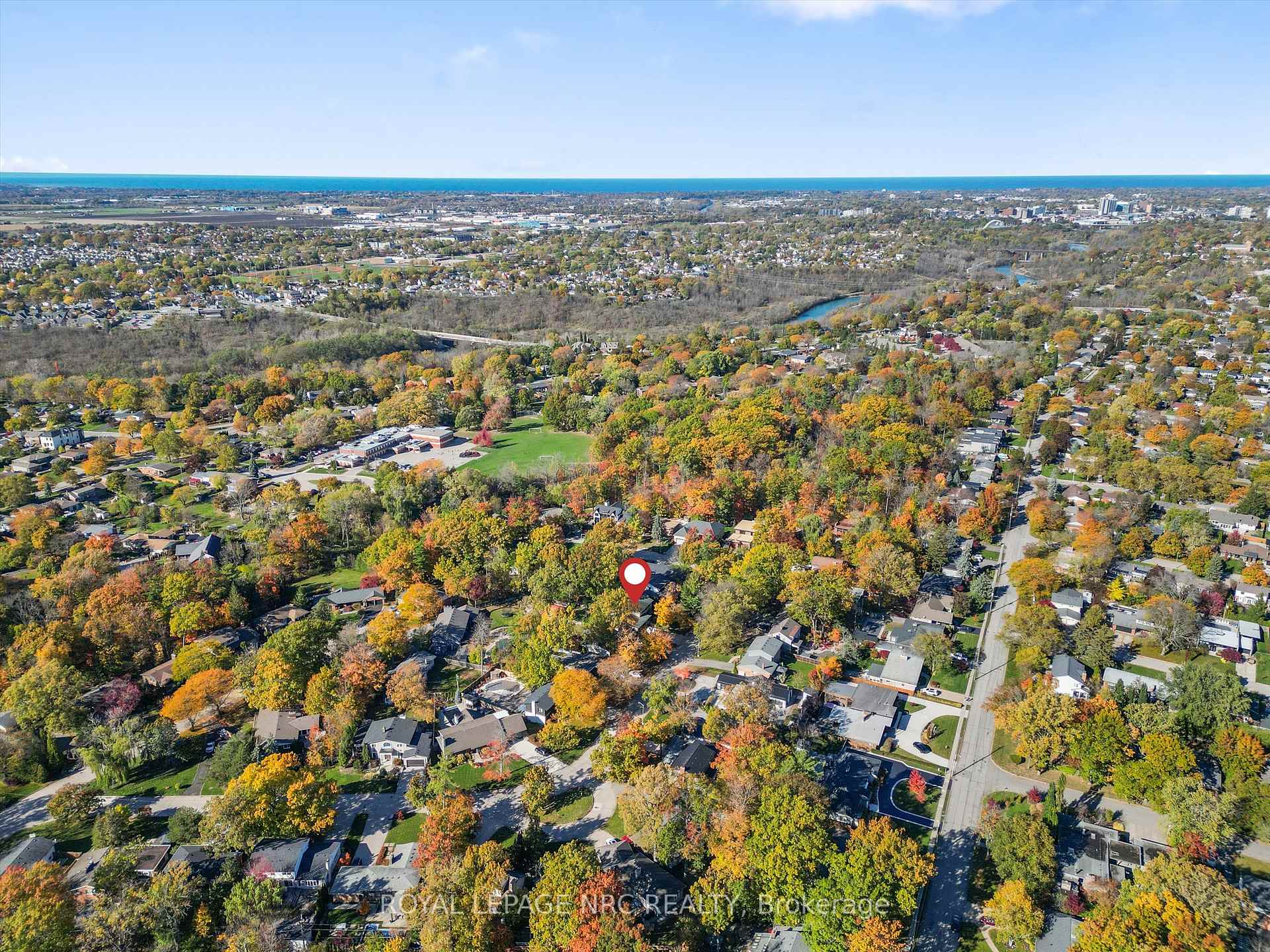 Photo 44 of 16 Briarfield Crescent, St. Catharines, Glendale/Glenridge — HOMEH
