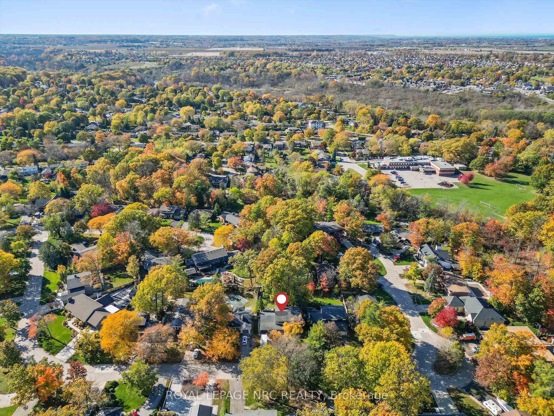 Photo 47 of 16 Briarfield Crescent, St. Catharines, Glendale/Glenridge — HOMEH