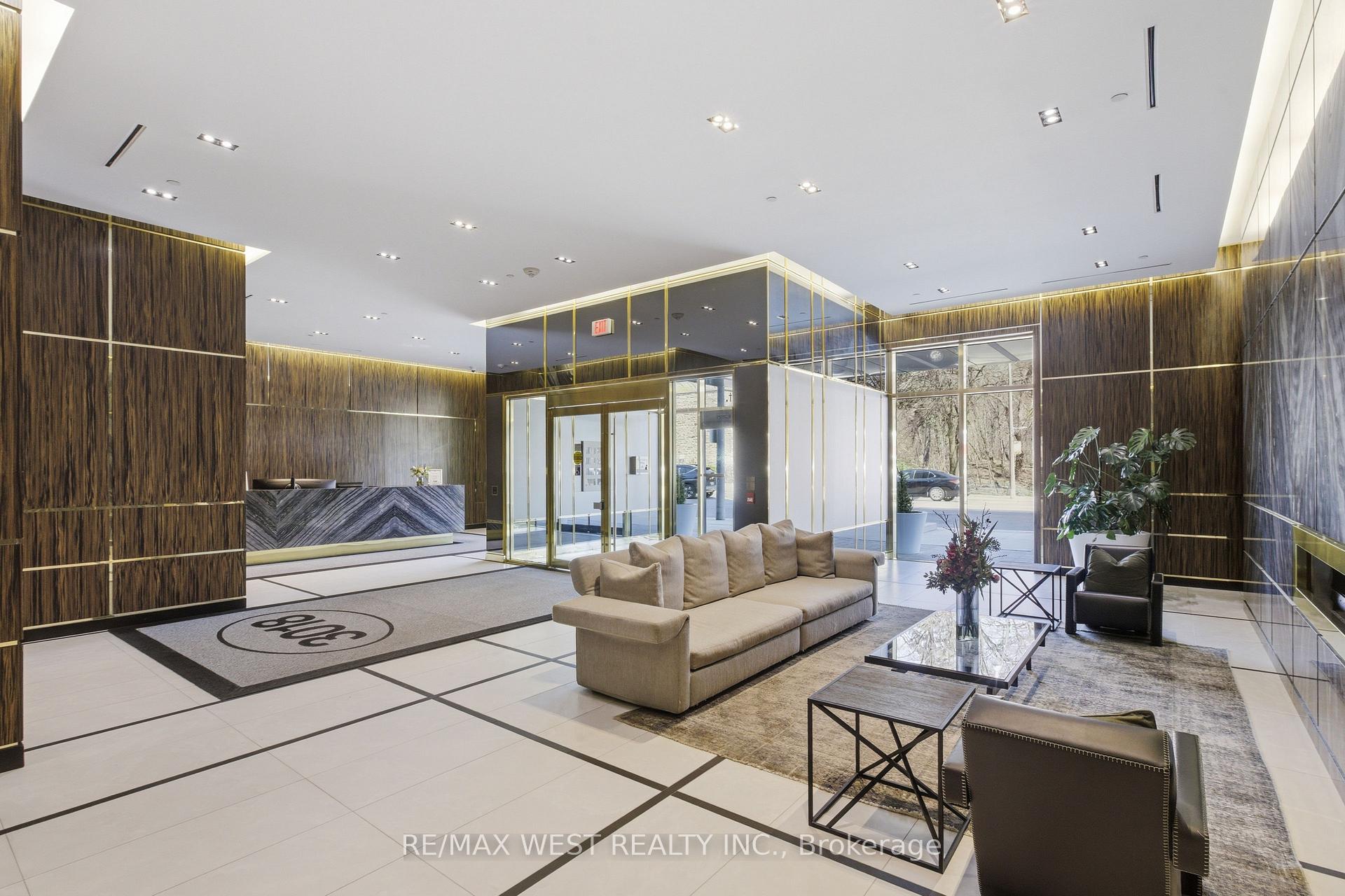 Photo 2 of Unit 617, 3018 Yonge Street, Toronto, Lawrence Park North — HOMEH