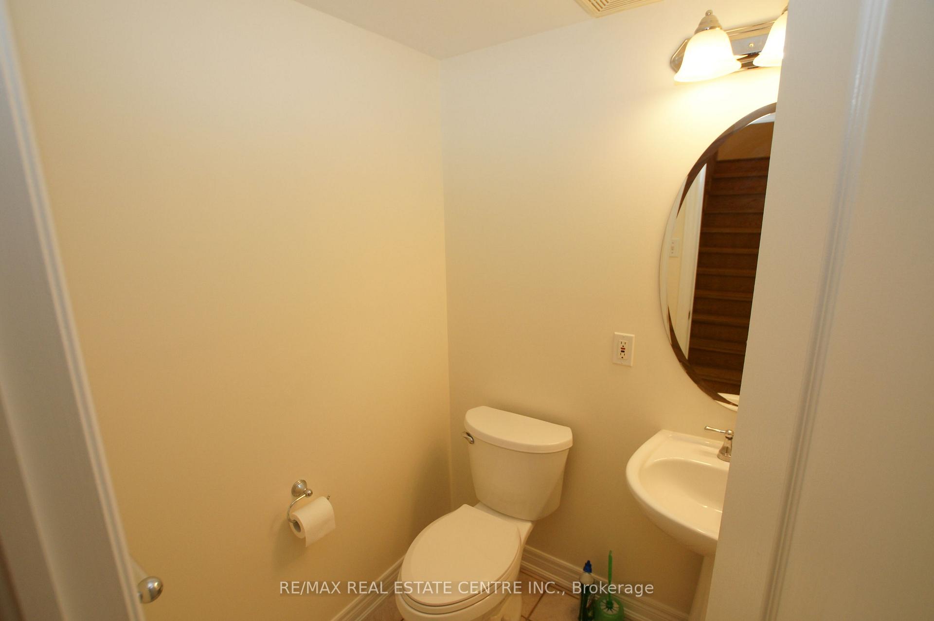 Photo 12 of 2441 Newcastle Crescent, Oakville, West Oak Trails — HOMEH