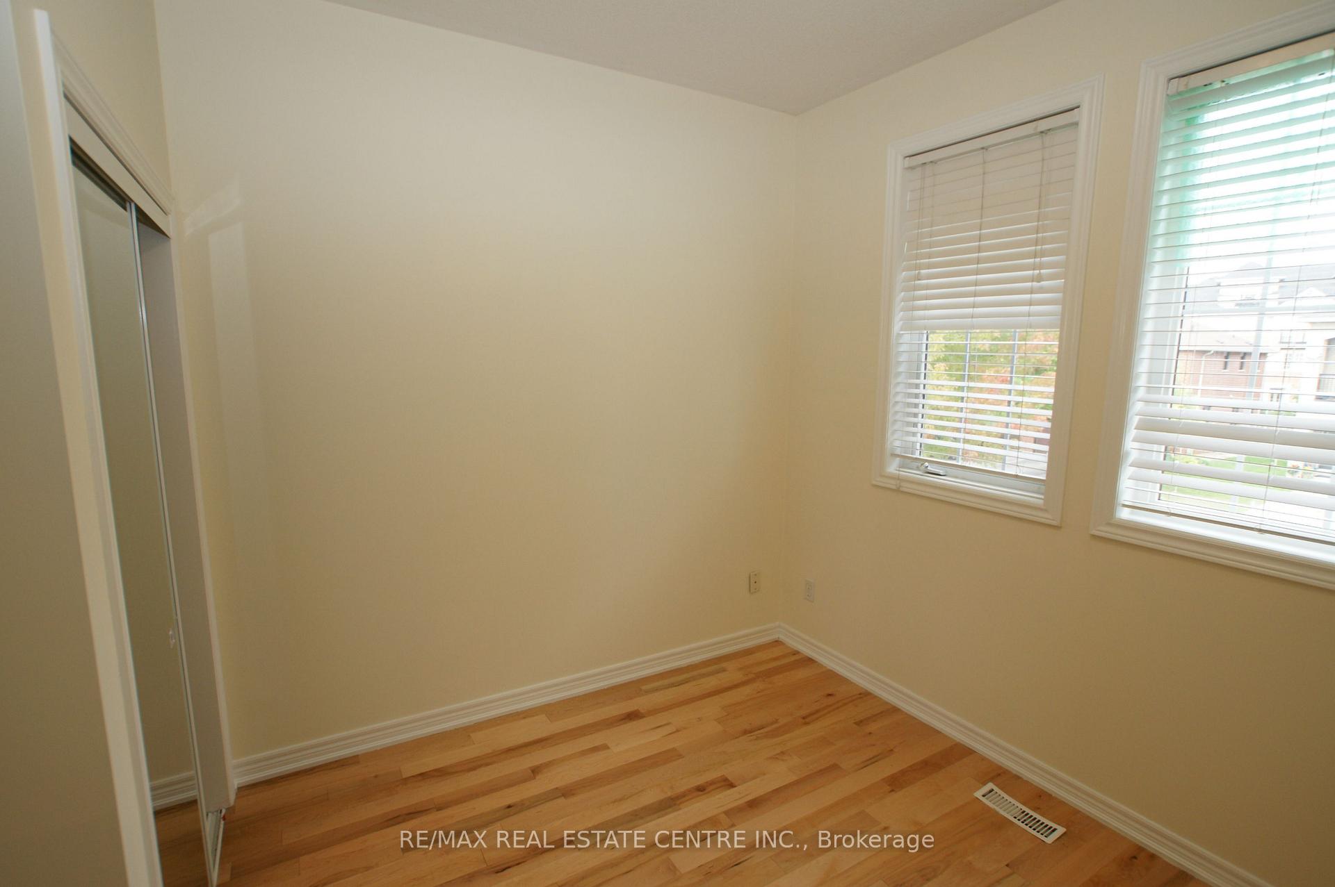 Photo 16 of 2441 Newcastle Crescent, Oakville, West Oak Trails — HOMEH