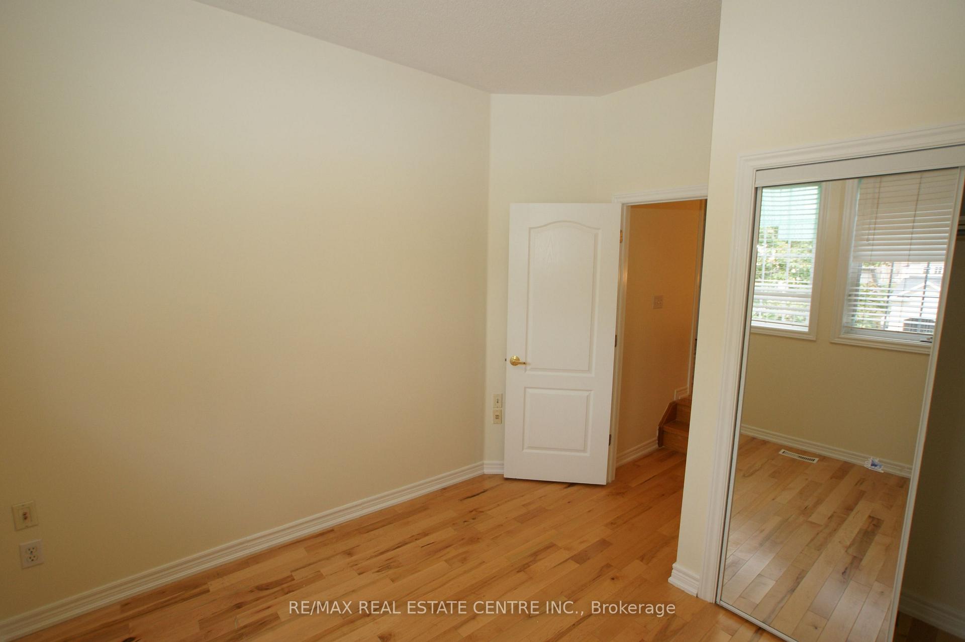 Photo 17 of 2441 Newcastle Crescent, Oakville, West Oak Trails — HOMEH