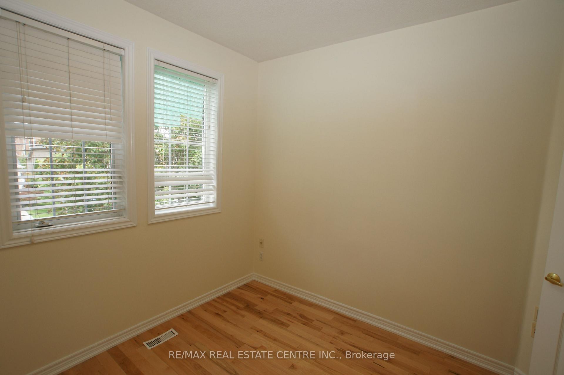 Photo 18 of 2441 Newcastle Crescent, Oakville, West Oak Trails — HOMEH