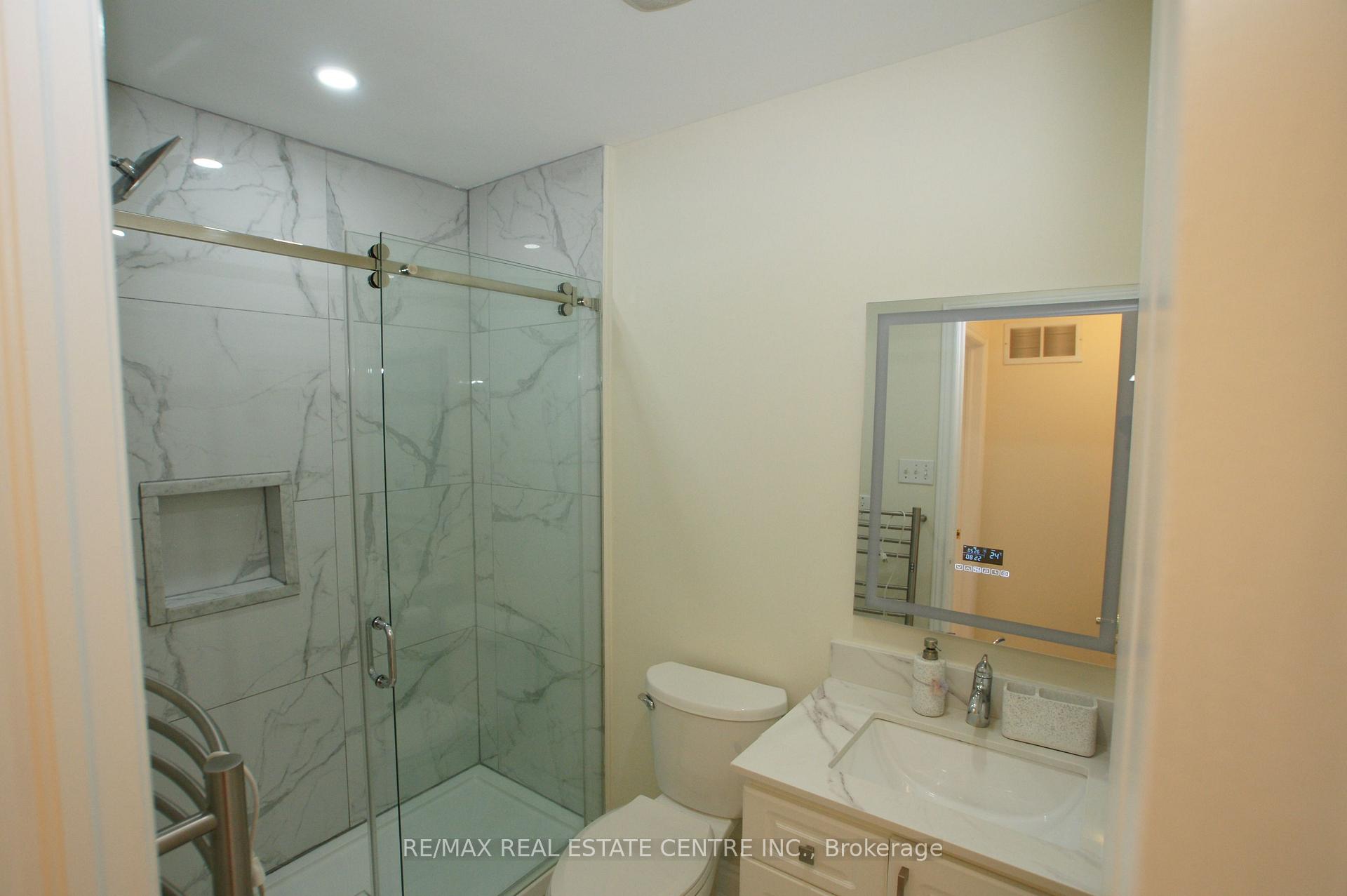 Photo 22 of 2441 Newcastle Crescent, Oakville, West Oak Trails — HOMEH