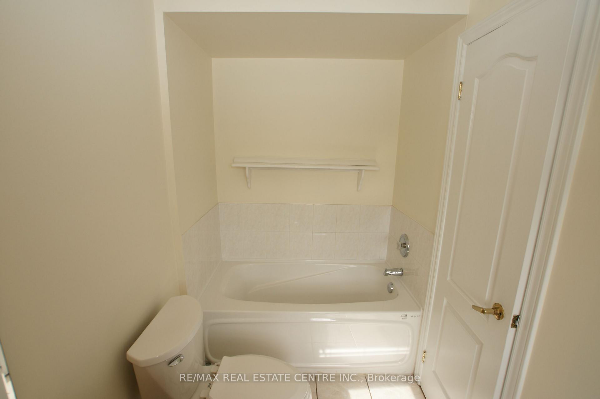 Photo 28 of 2441 Newcastle Crescent, Oakville, West Oak Trails — HOMEH