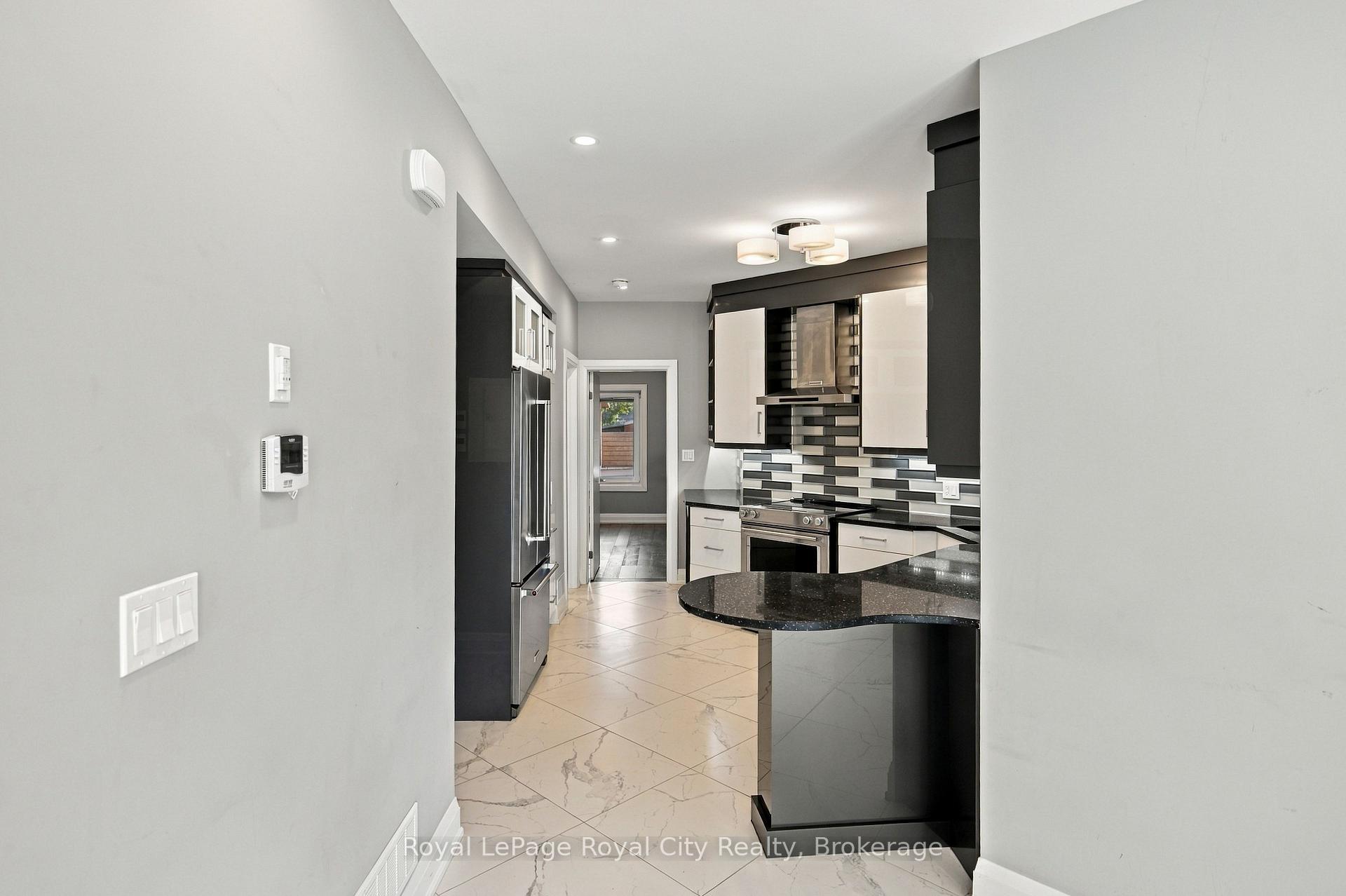 Photo 6 of Unit 101, 234 Heiman Street, Kitchener, Southdale — HOMEH
