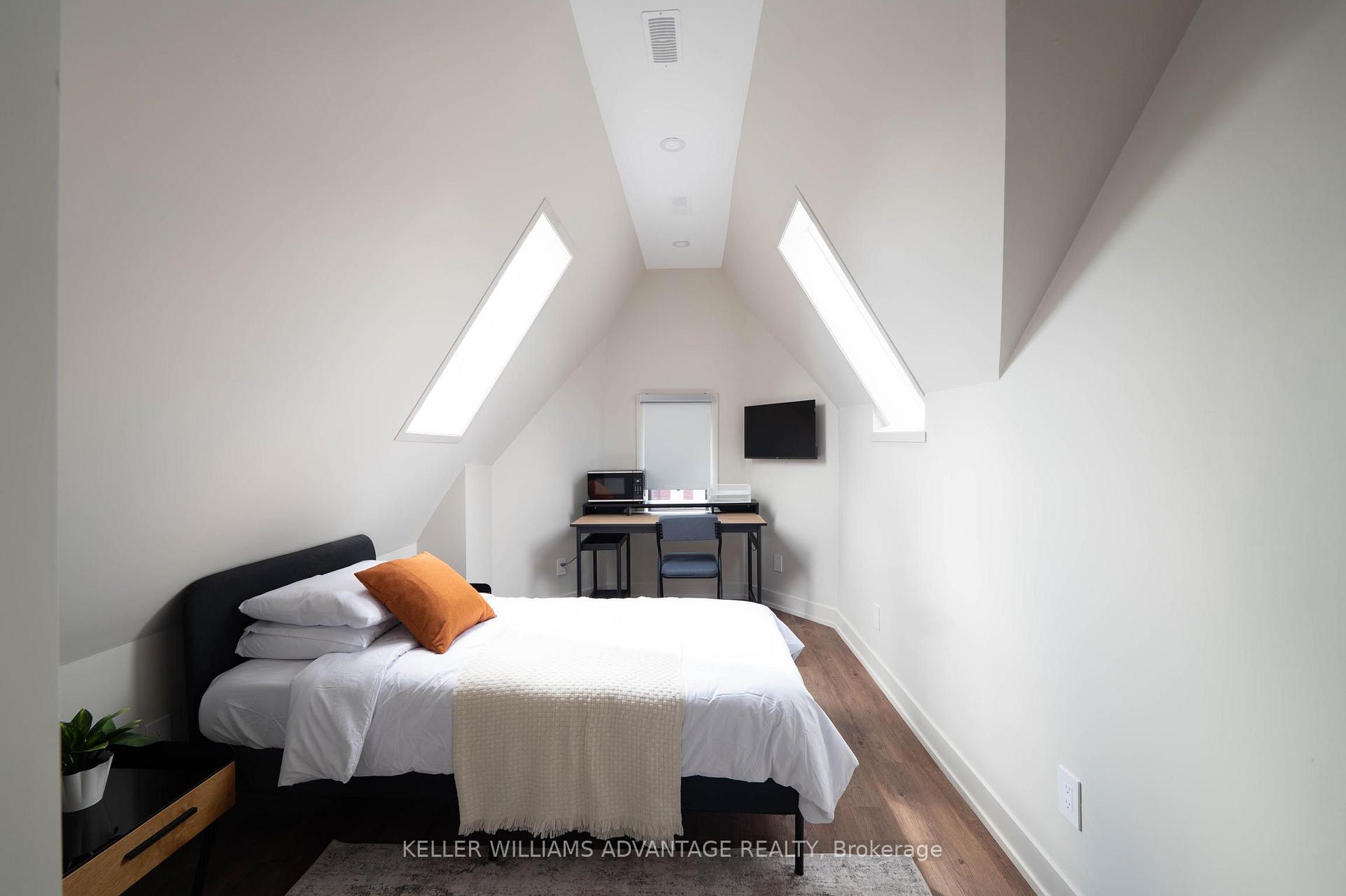 Photo 17 of Unit 5, 23 Ross Street, Toronto, Kensington-Chinatown — HOMEH