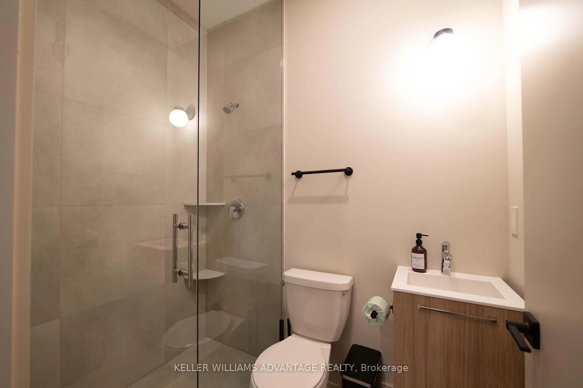 Photo 10 of Unit 5, 23 Ross Street, Toronto, Kensington-Chinatown — HOMEH
