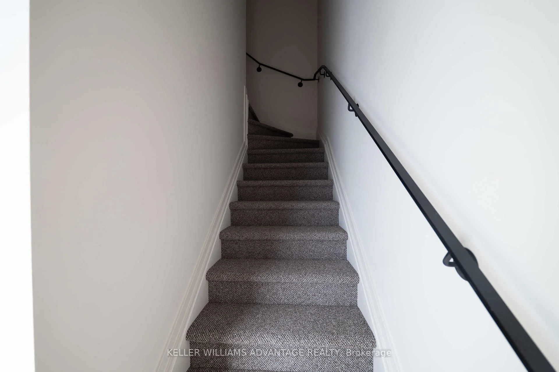 Photo 12 of Unit 5, 23 Ross Street, Toronto, Kensington-Chinatown — HOMEH