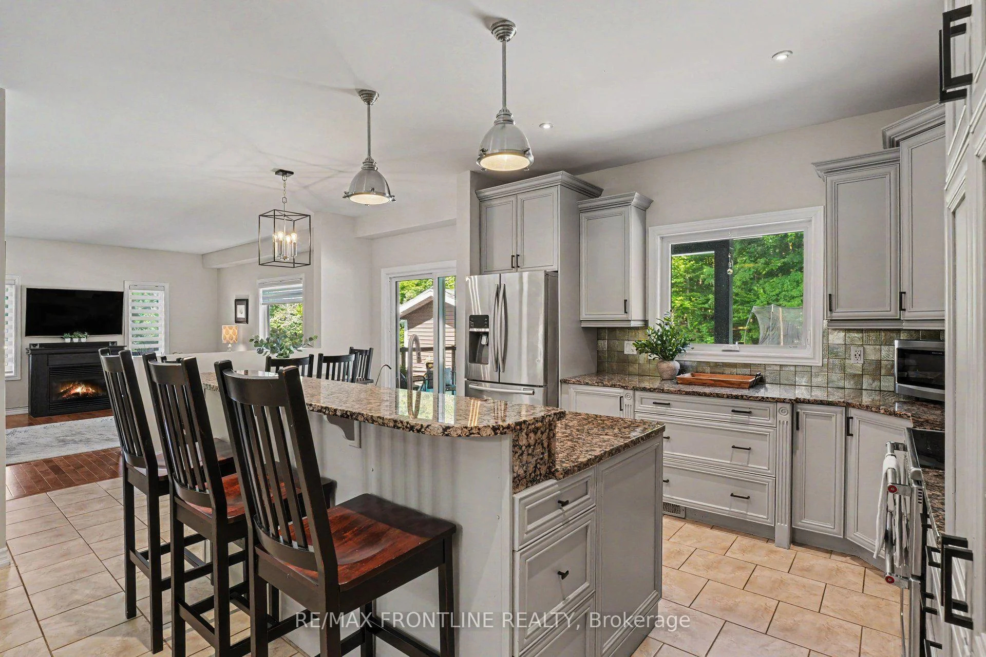 Photo 23 of 110 Sheil Drive, Drummond/North Elmsley, Drummond/North Elmsley (North Elmsley) Twp — HOMEH