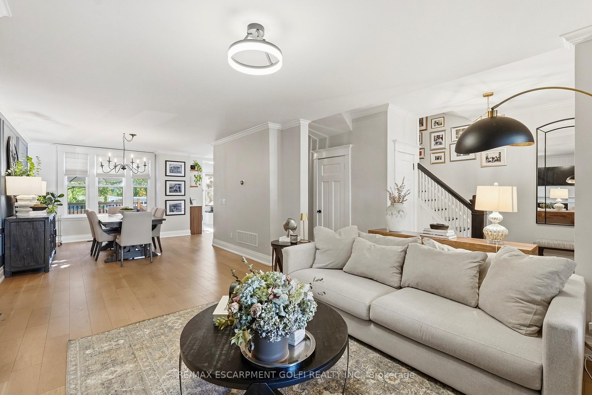 Photo 5 of 25 Fairholt Road S, Hamilton, Gibson — HOMEH