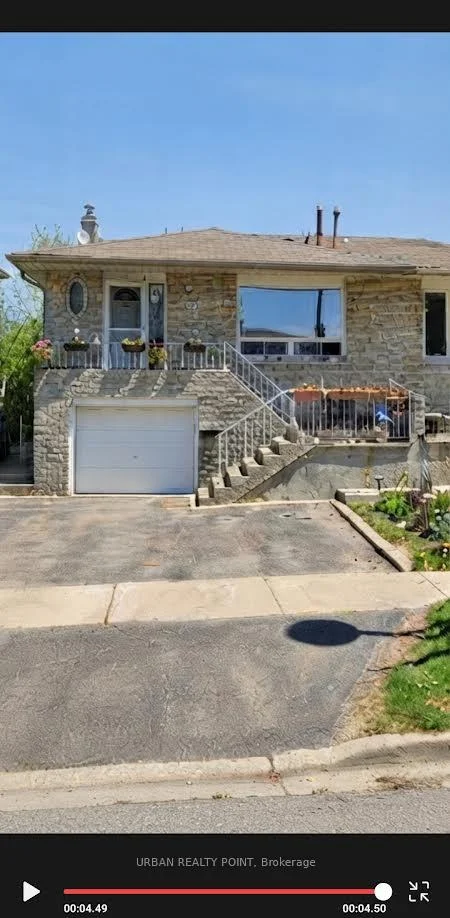 Photo 3 of 31 Ivybridge Drive, Brampton, Madoc — HOMEH