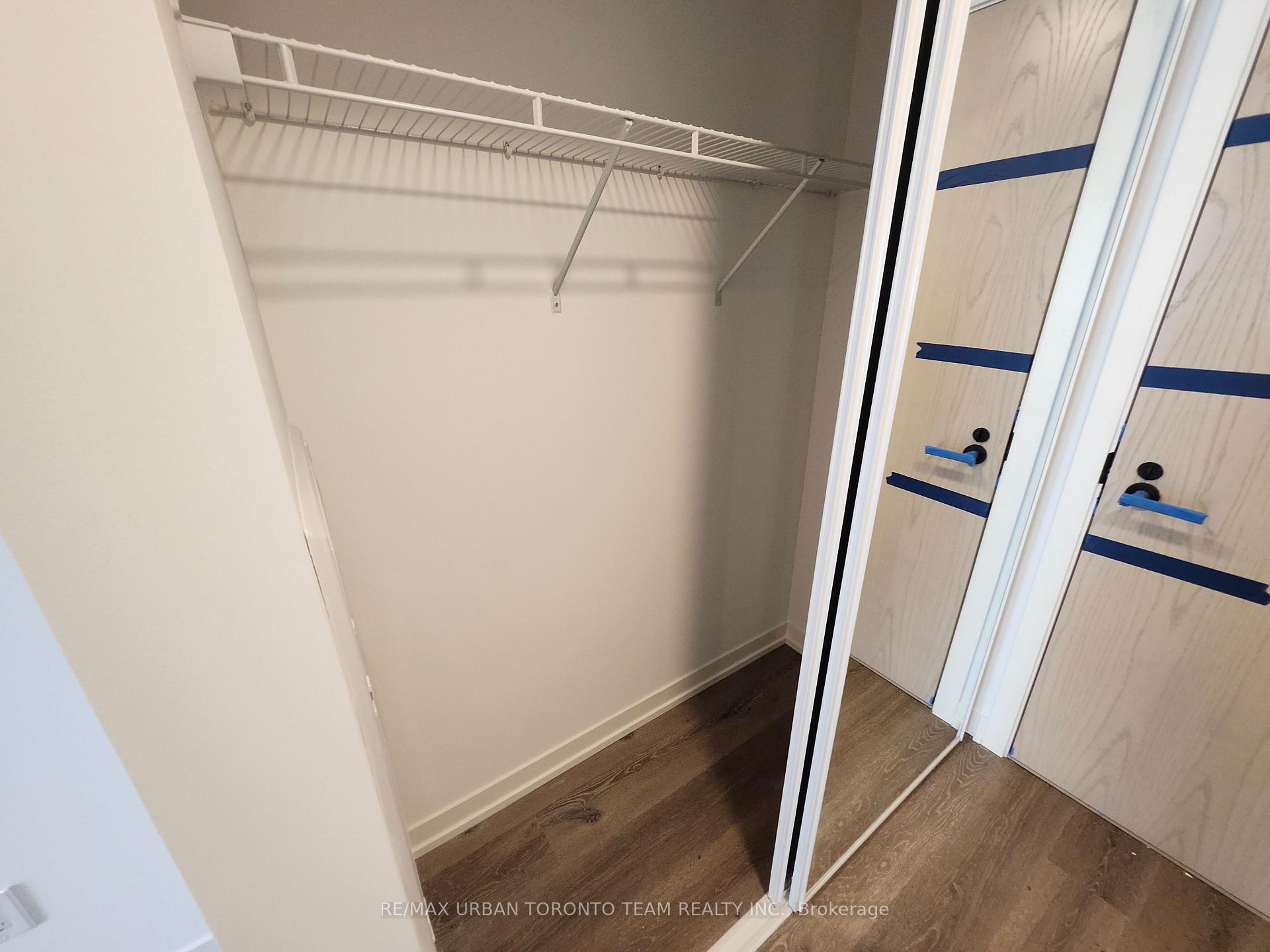 Photo 8 of Unit 802, 28 Interchange Way, Vaughan, Vaughan Corporate Centre — HOMEH