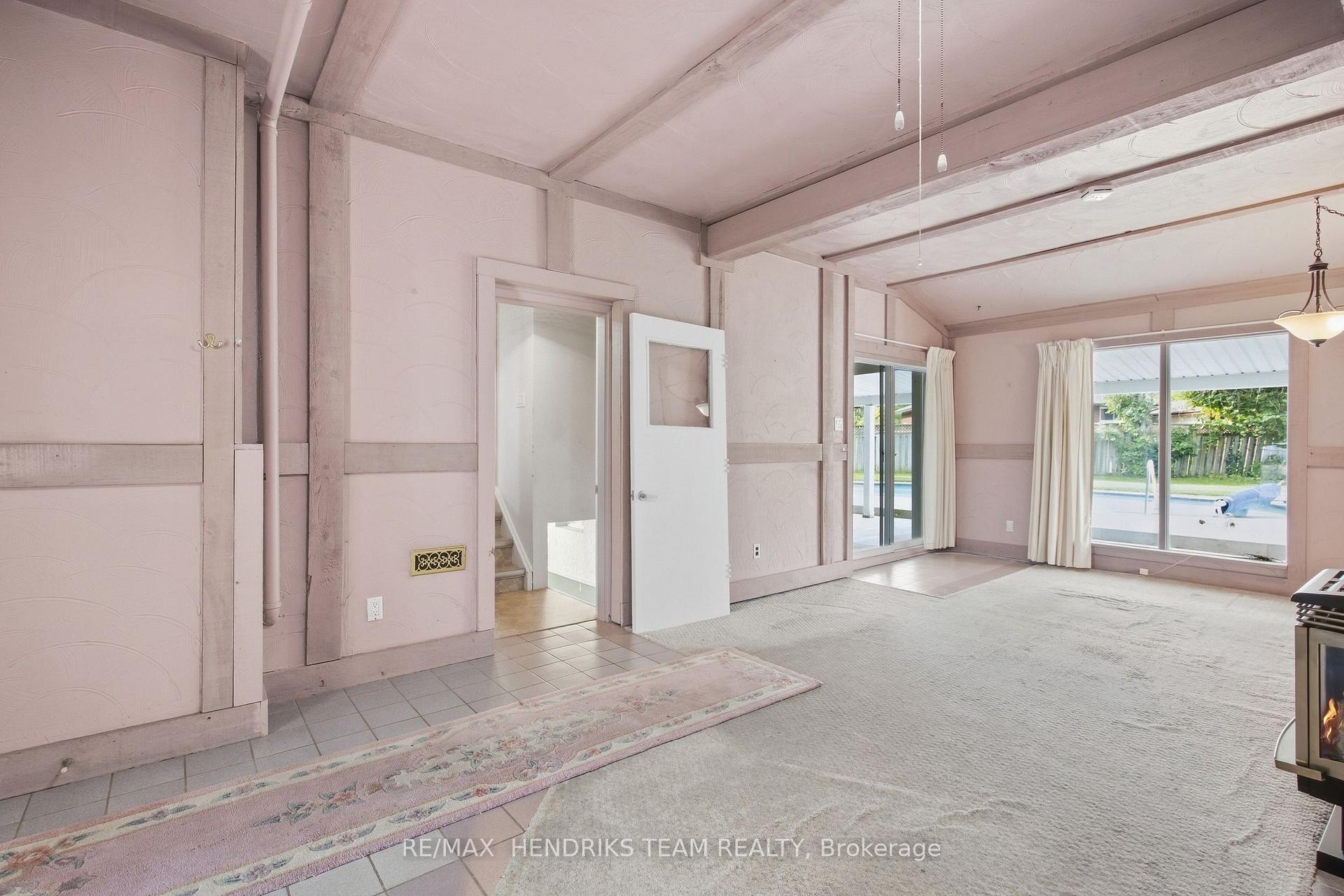 Photo 30 of 6 Glengrove Circle, St. Catharines, Glendale/Glenridge — HOMEH