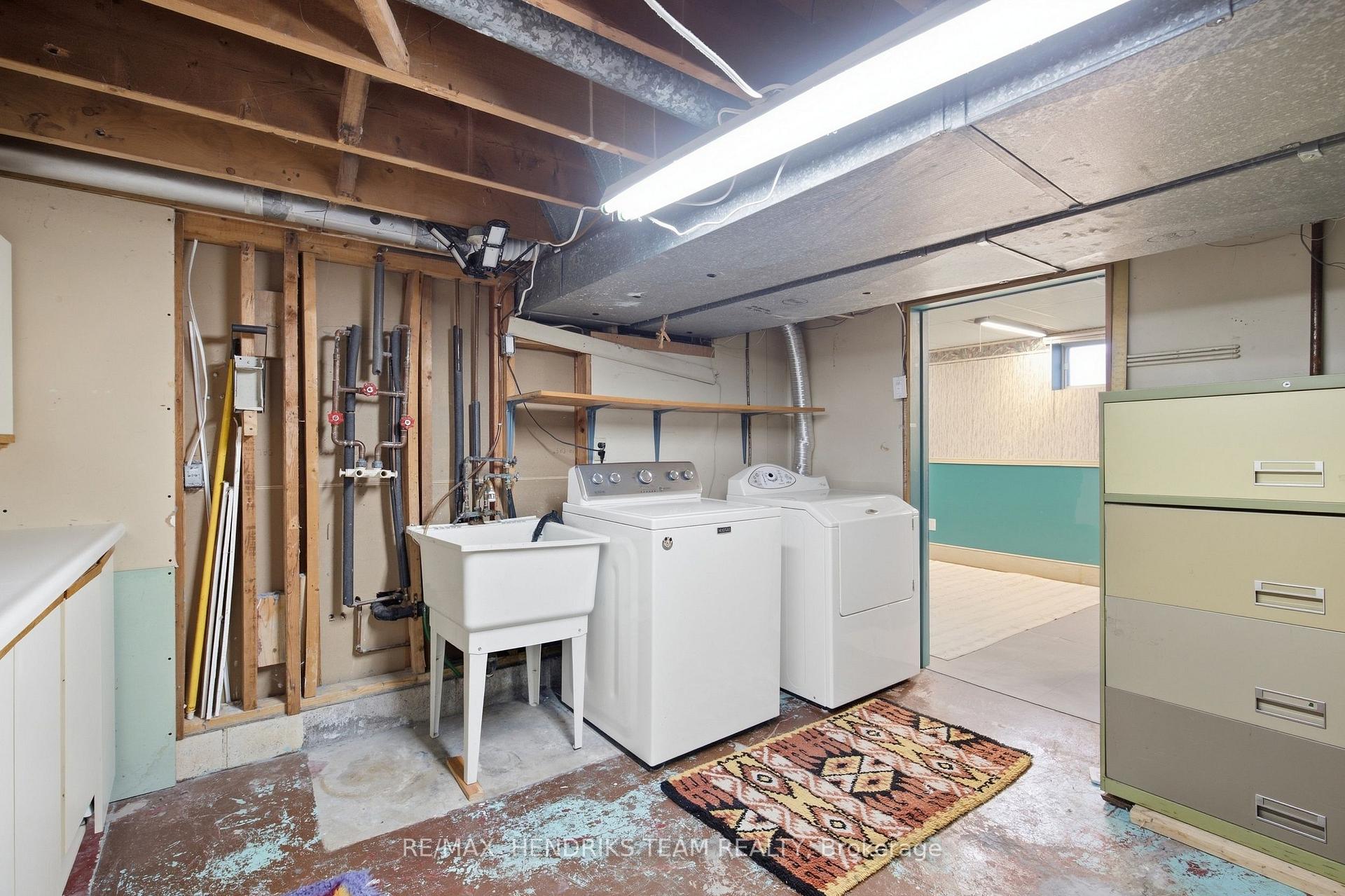 Photo 43 of 6 Glengrove Circle, St. Catharines, Glendale/Glenridge — HOMEH