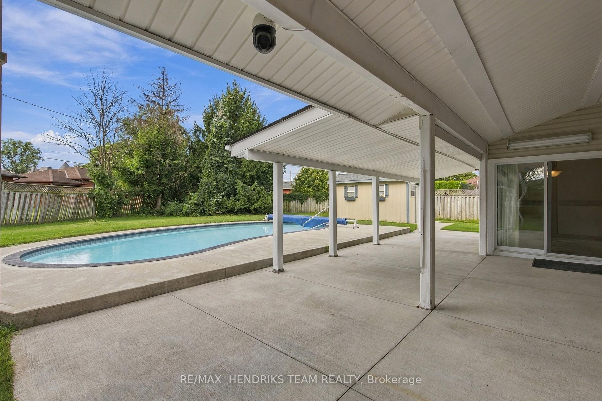 Photo 49 of 6 Glengrove Circle, St. Catharines, Glendale/Glenridge — HOMEH