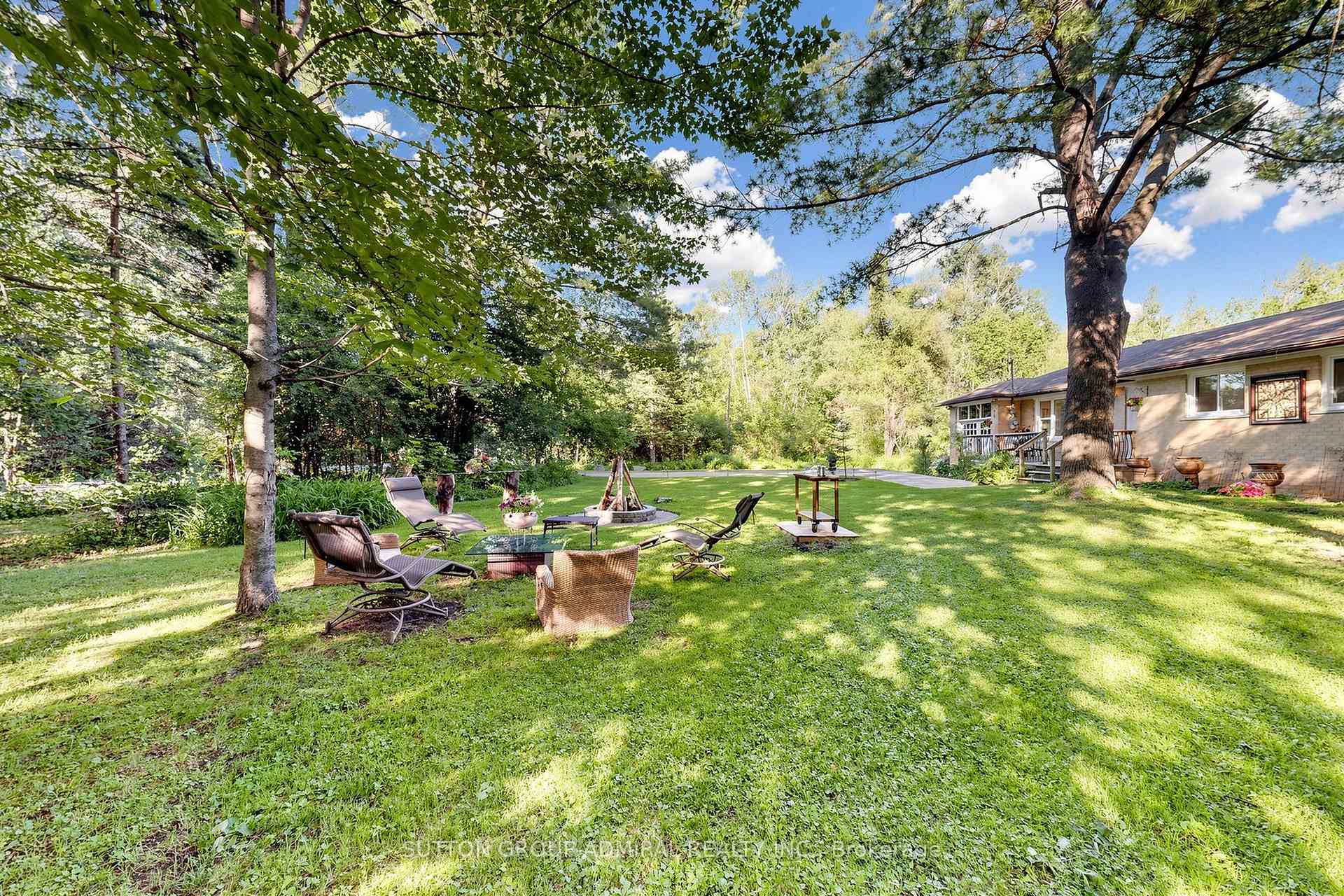 Photo 5 of 49 Klimek Boulevard, Georgina, Pefferlaw — HOMEH