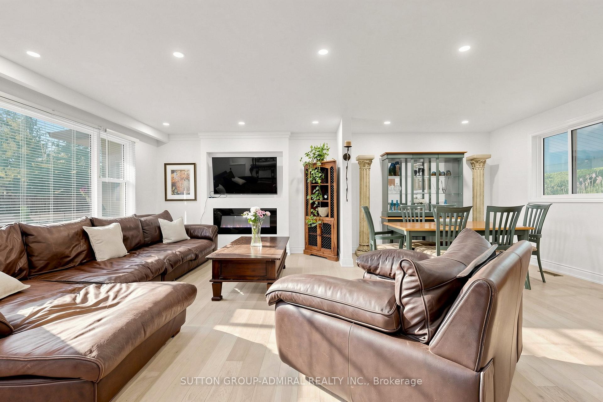 Photo 6 of 49 Klimek Boulevard, Georgina, Pefferlaw — HOMEH
