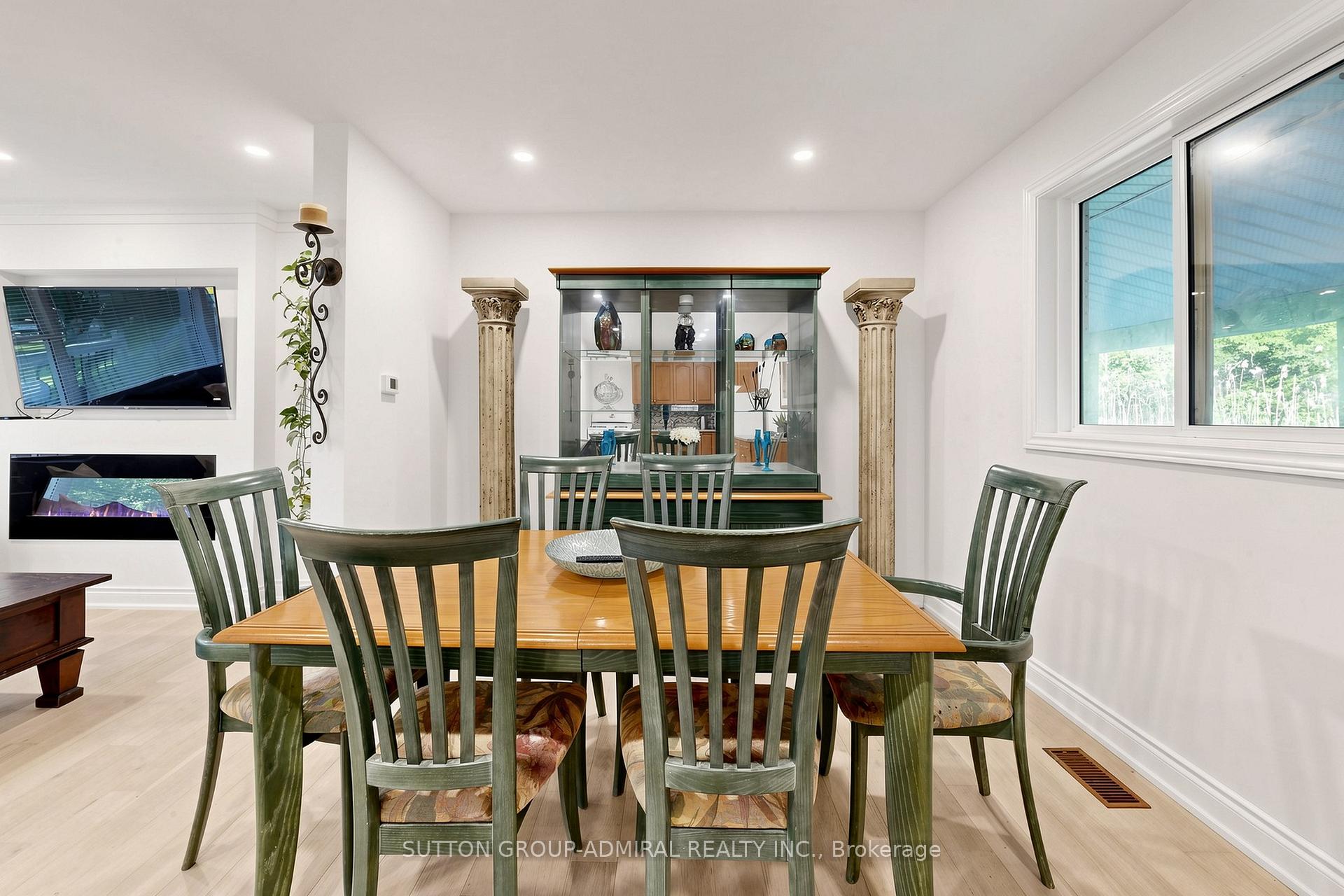 Photo 11 of 49 Klimek Boulevard, Georgina, Pefferlaw — HOMEH