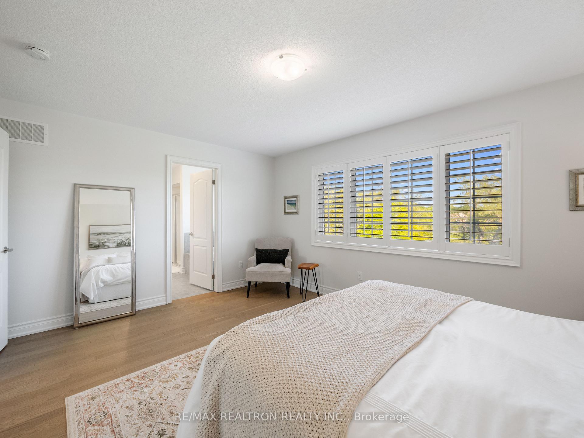 Photo 16 of 58 Sharonview Crescent, East Gwillimbury, Sharon — HOMEH