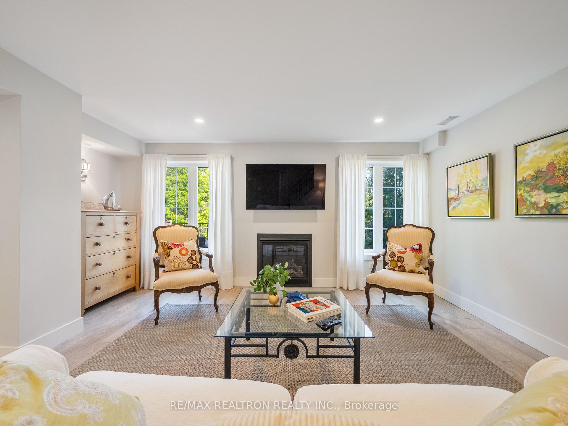 Photo 23 of 58 Sharonview Crescent, East Gwillimbury, Sharon — HOMEH