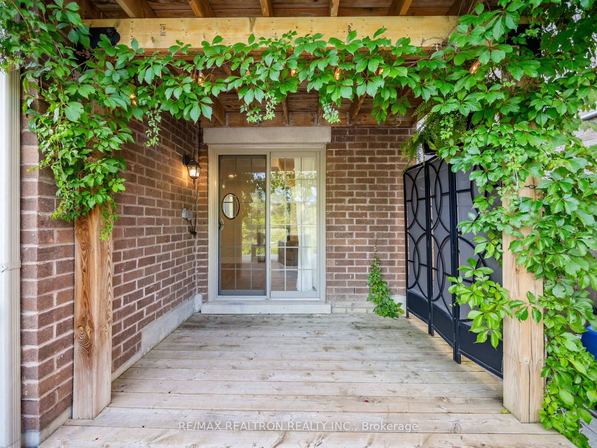Photo 29 of 58 Sharonview Crescent, East Gwillimbury, Sharon — HOMEH