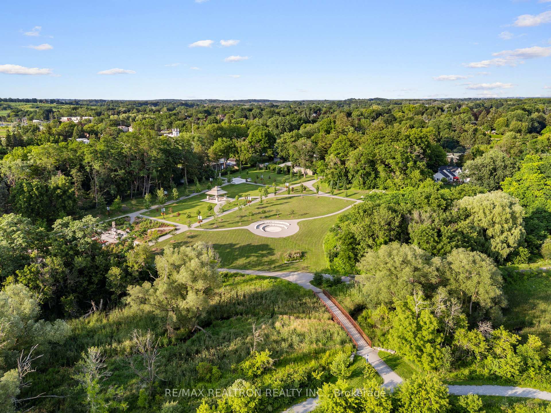 Photo 33 of 58 Sharonview Crescent, East Gwillimbury, Sharon — HOMEH