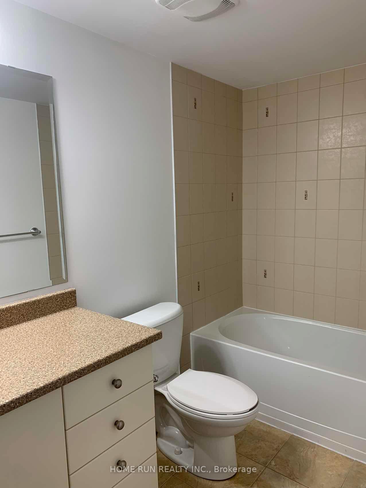 Photo 13 of 458 Silverstone Way, Ottawa, Barrhaven - Strandherd — HOMEH