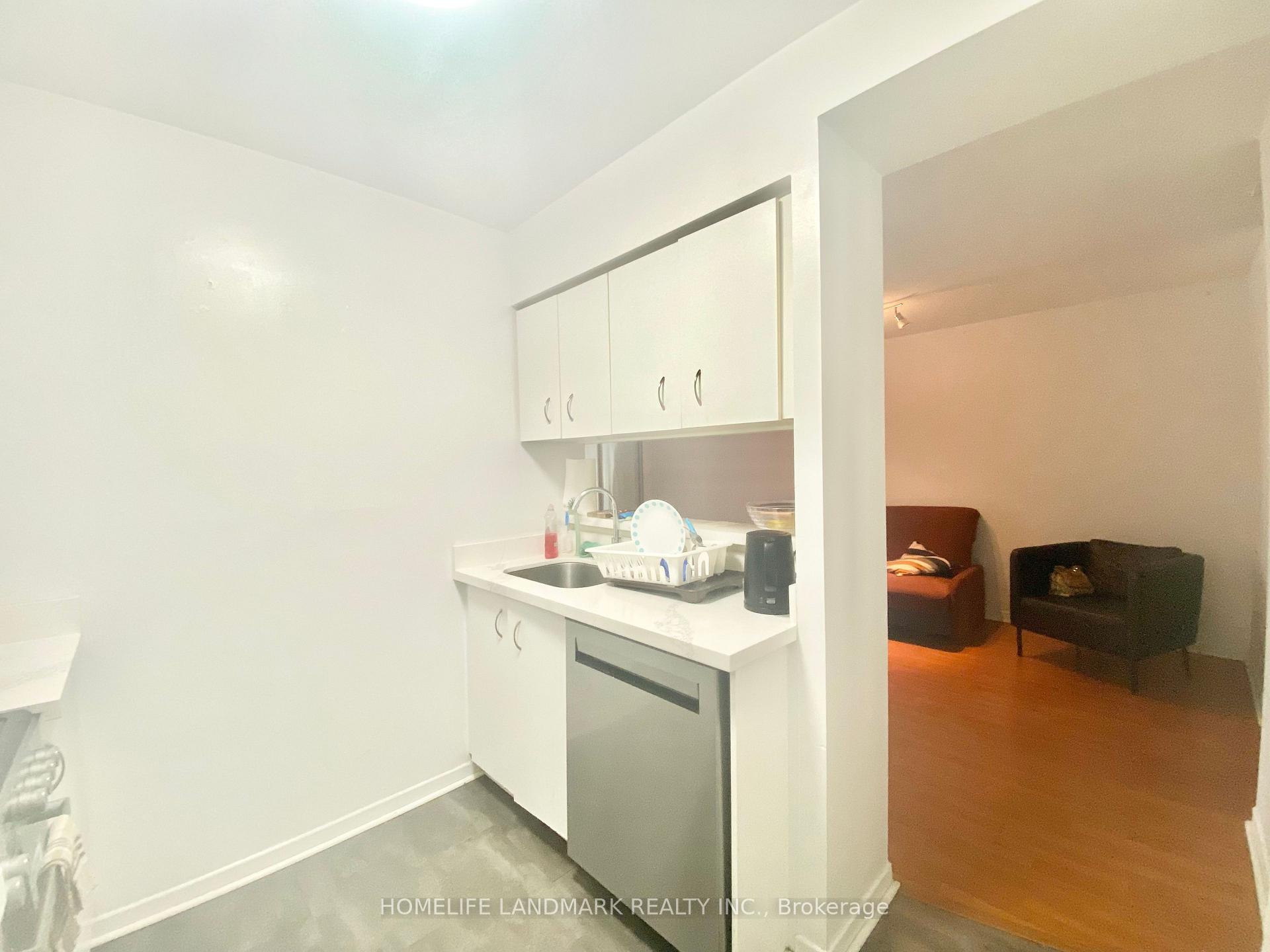 Photo 6 of Unit 1104, 44 St Joseph Street, Toronto, Bay Street Corridor — HOMEH