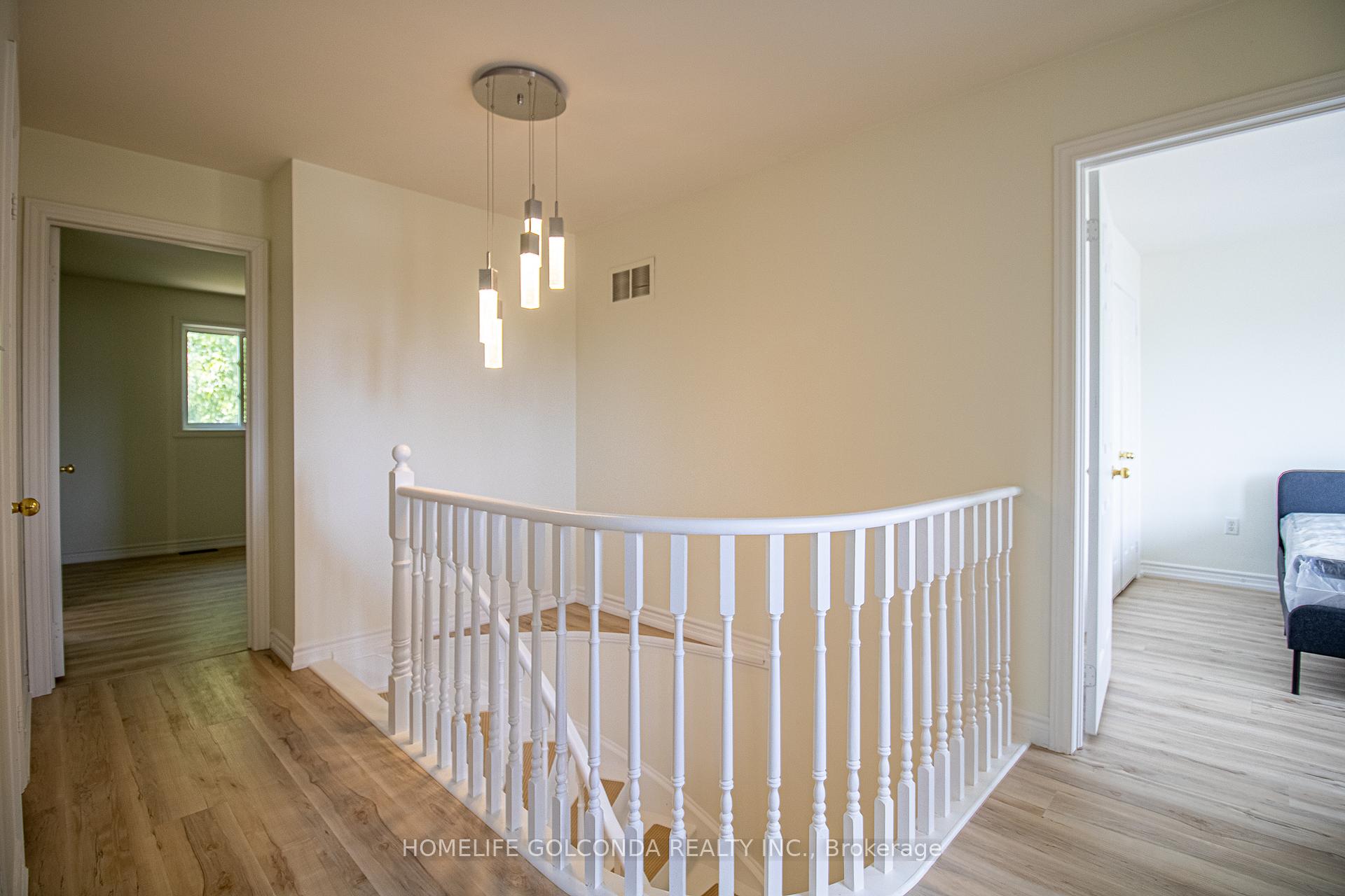 Photo 25 of 46 Kraus Road, Barrie, Edgehill Drive — HOMEH