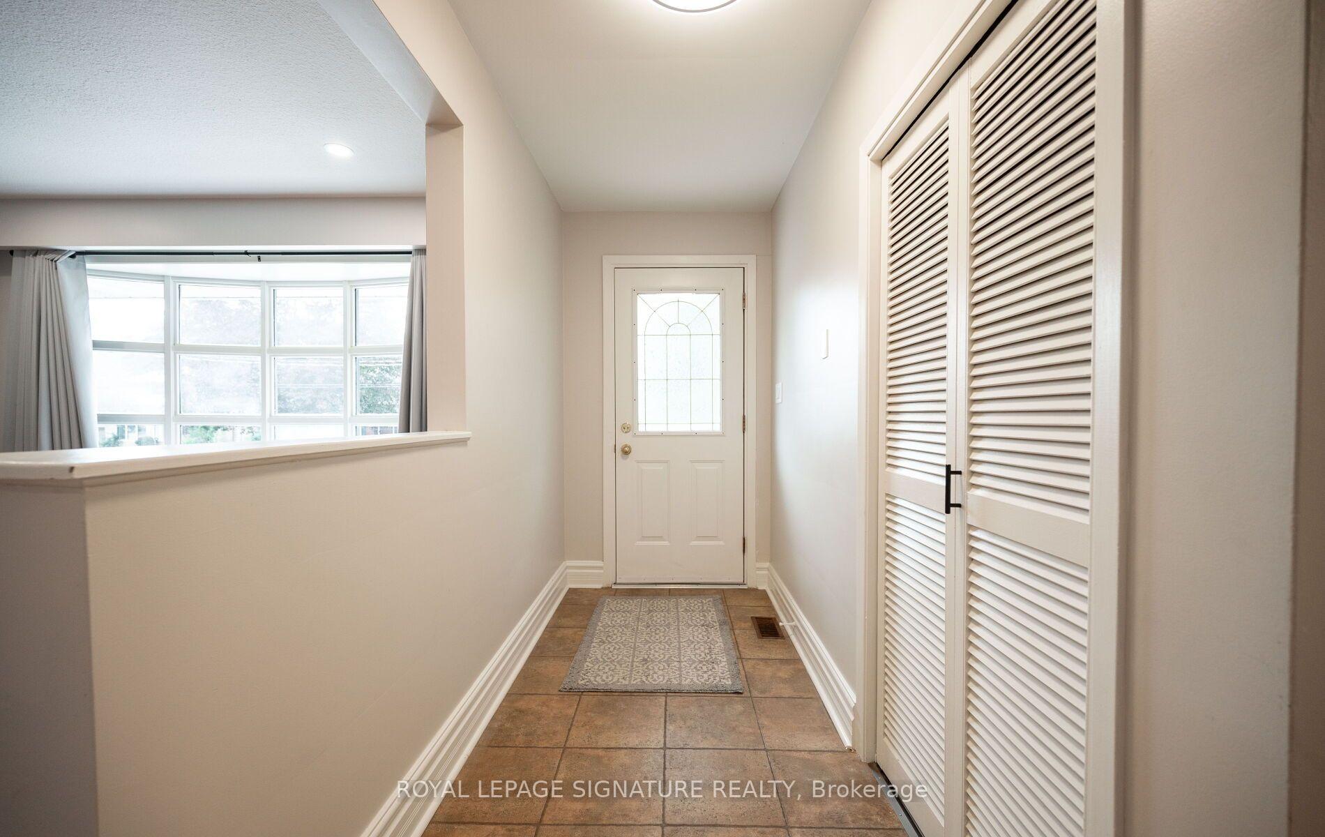 Photo 8 of 16 Eleanor (Upper Level) Court, Guelph, Grange Road — HOMEH