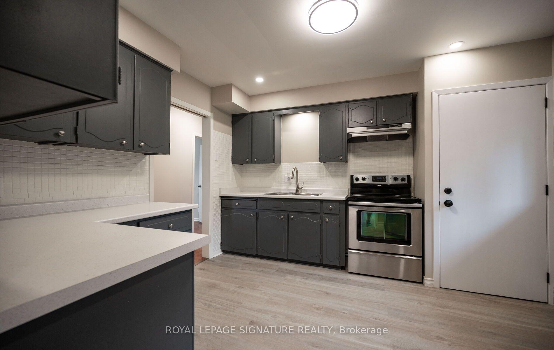 Photo 19 of 16 Eleanor (Upper Level) Court, Guelph, Grange Road — HOMEH