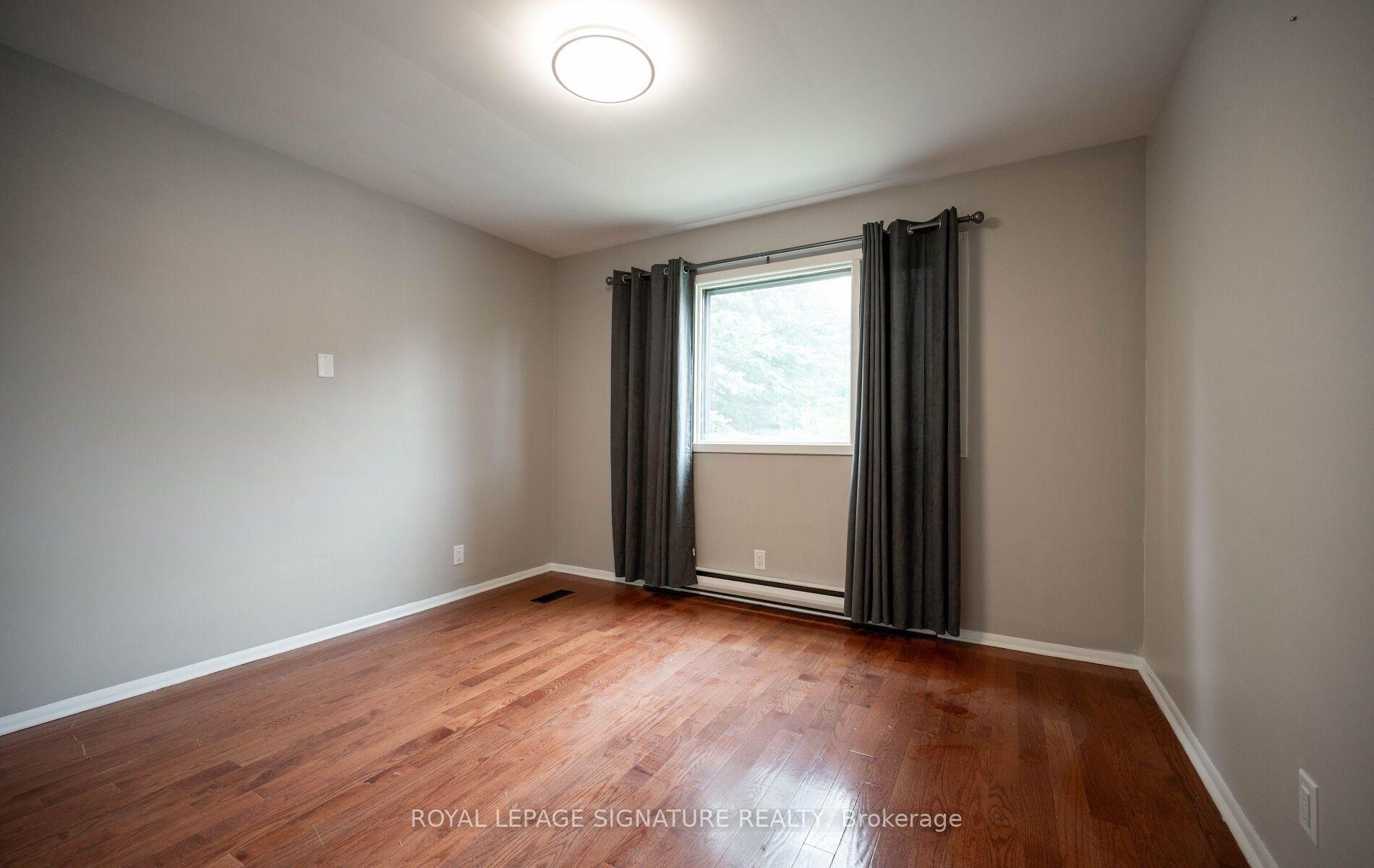 Photo 28 of 16 Eleanor (Upper Level) Court, Guelph, Grange Road — HOMEH