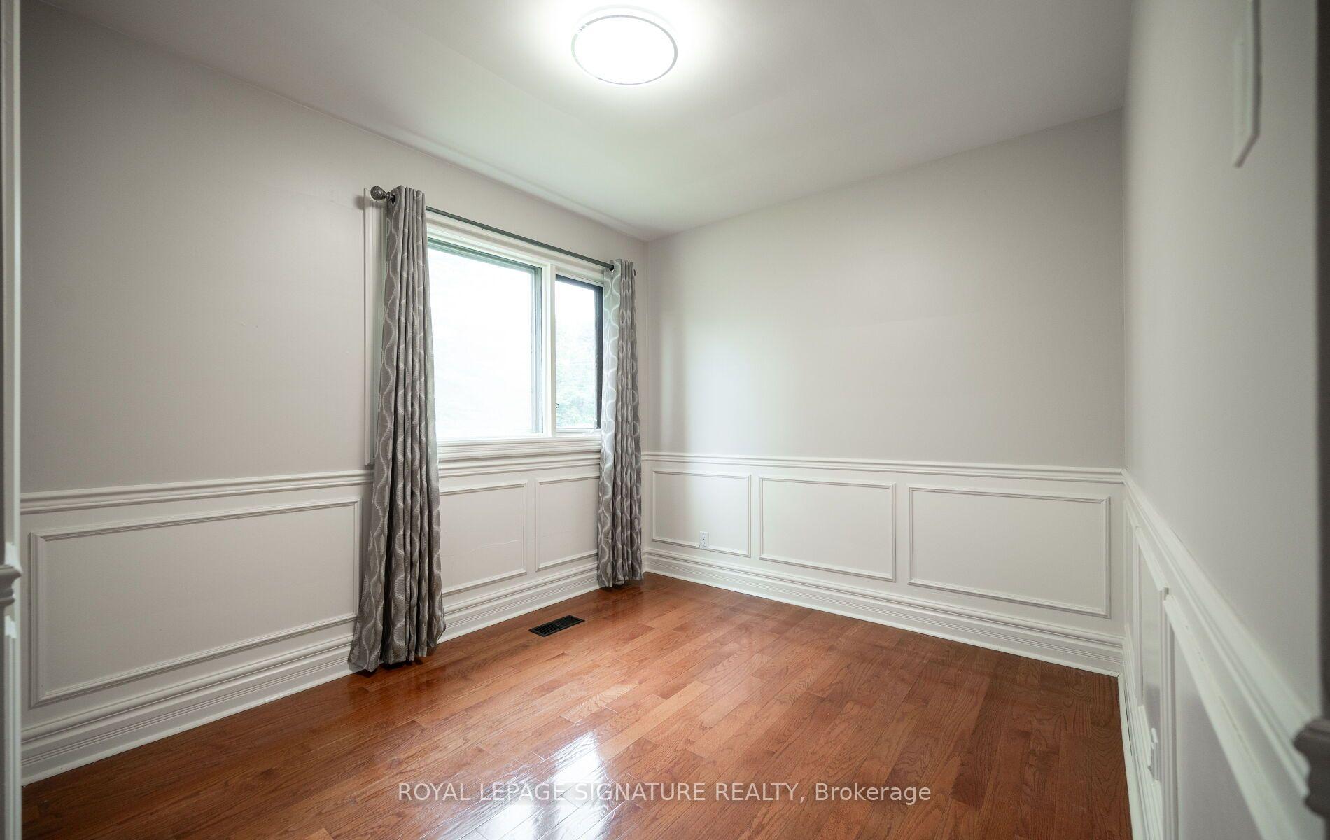 Photo 33 of 16 Eleanor (Upper Level) Court, Guelph, Grange Road — HOMEH