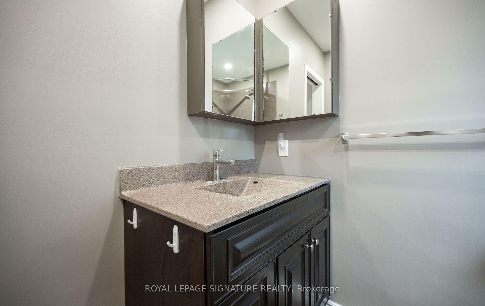 Photo 38 of 16 Eleanor (Upper Level) Court, Guelph, Grange Road — HOMEH